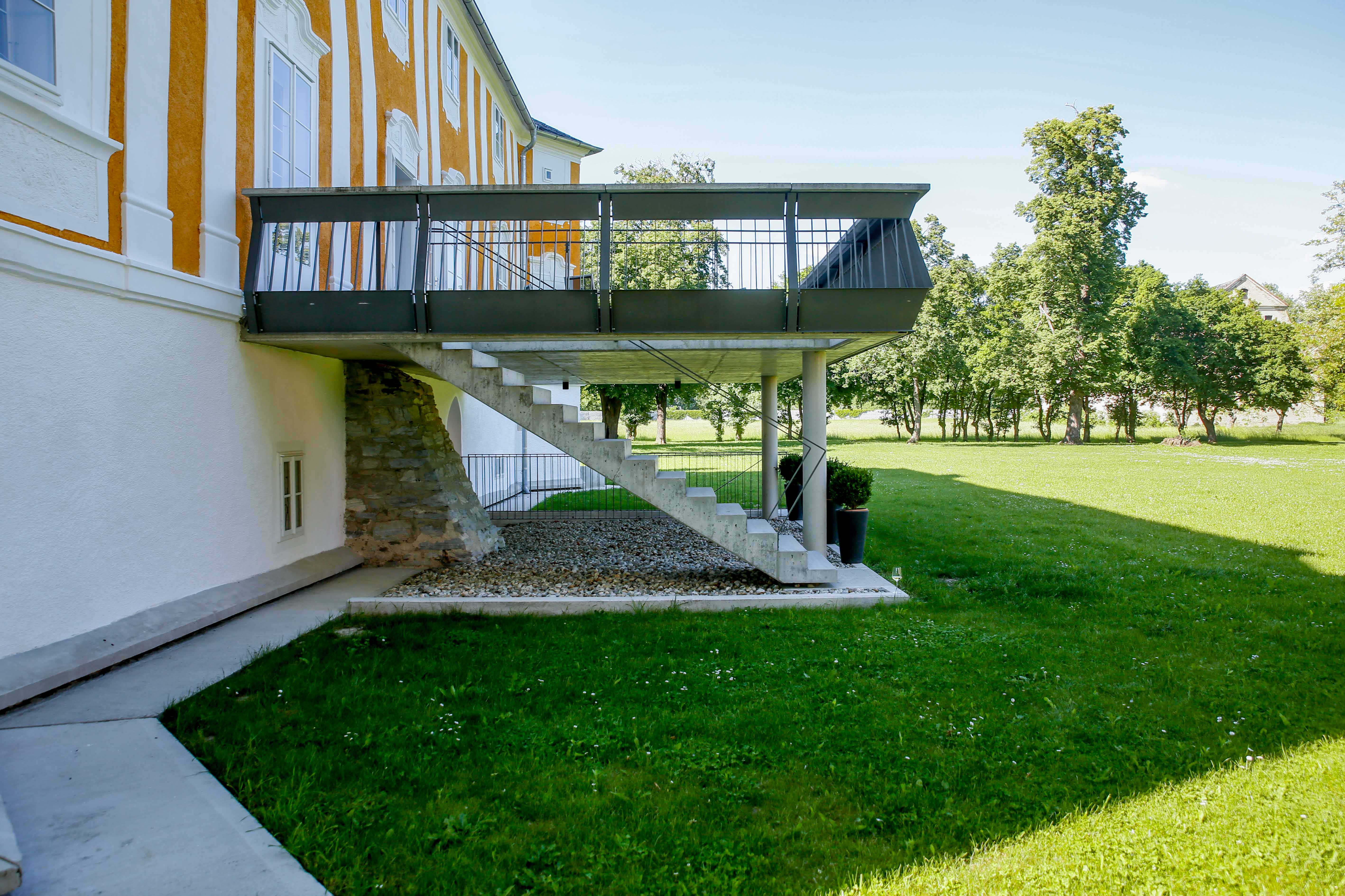 web-pamelaschmatz-1863