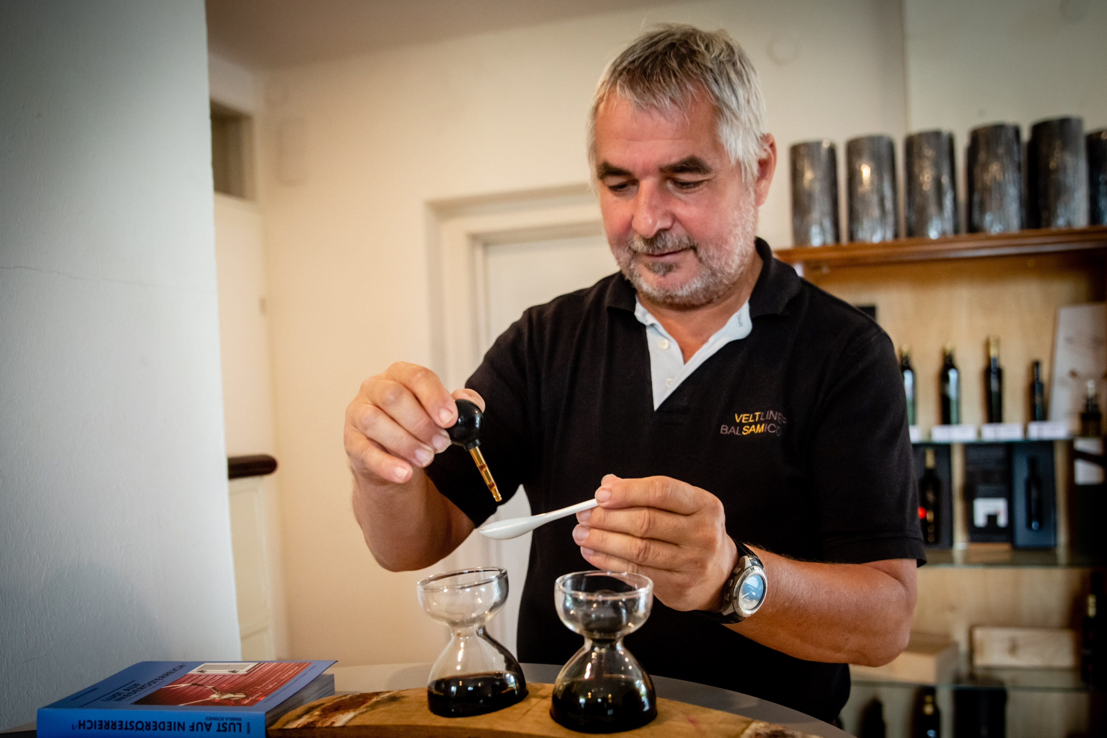 web-pamelaschmatz-8215